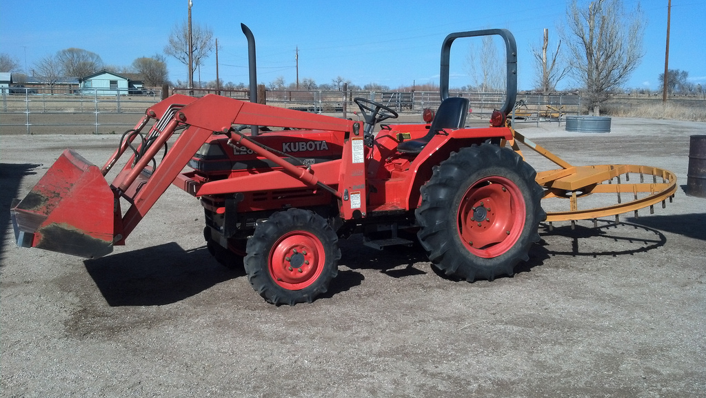 KUBOTA L2650 USZCZELKA GŁOWICY